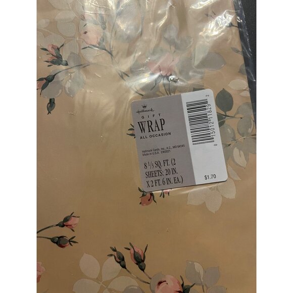 Hallmark All Occasions Sealed Gift Wrap Cream‎ Colored With Pink Roses 2 Sheets - Picture 2 of 3